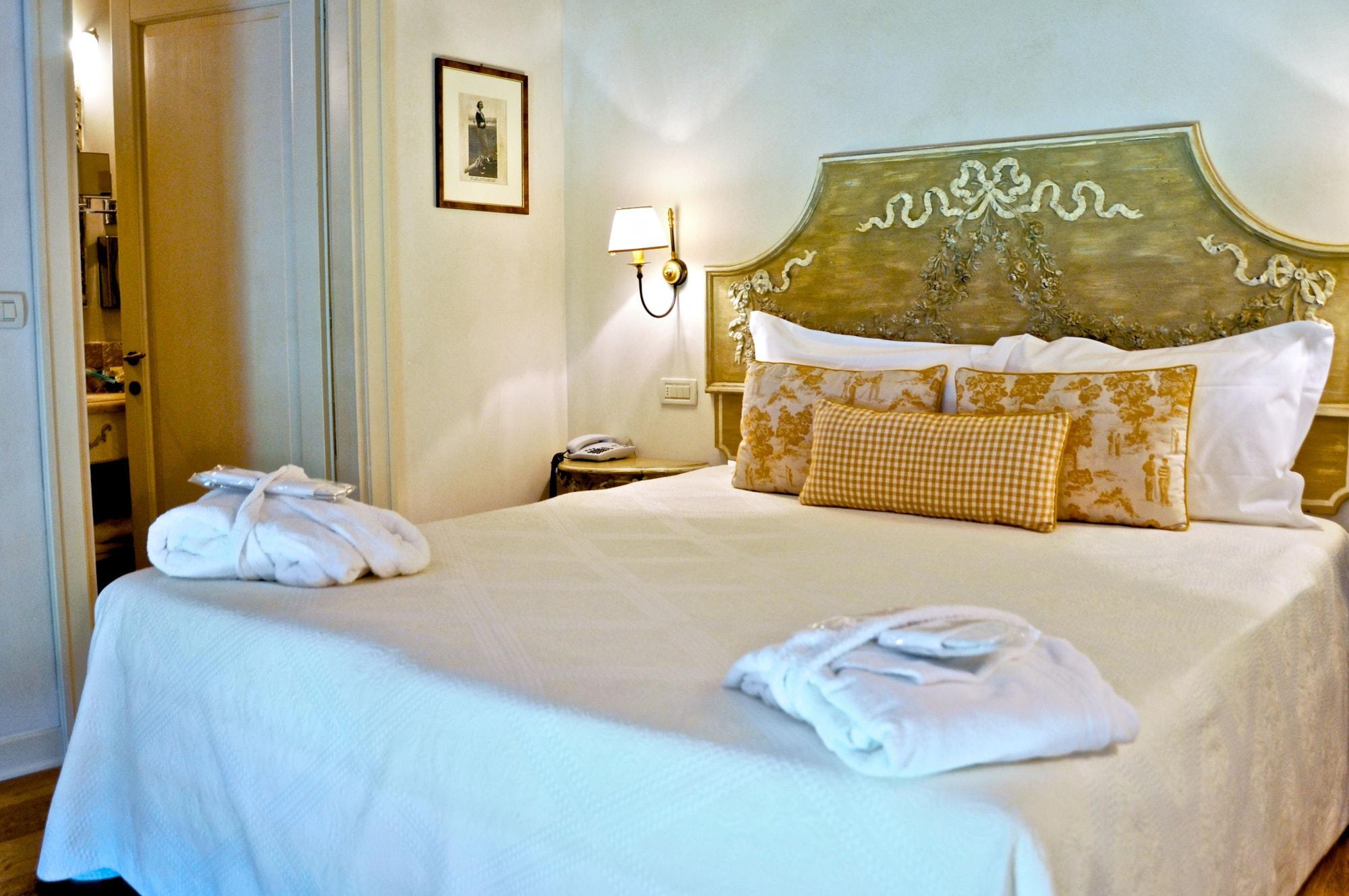 Garda Hotel San Vigilio Golf ポッツォレンゴ エクステリア 写真