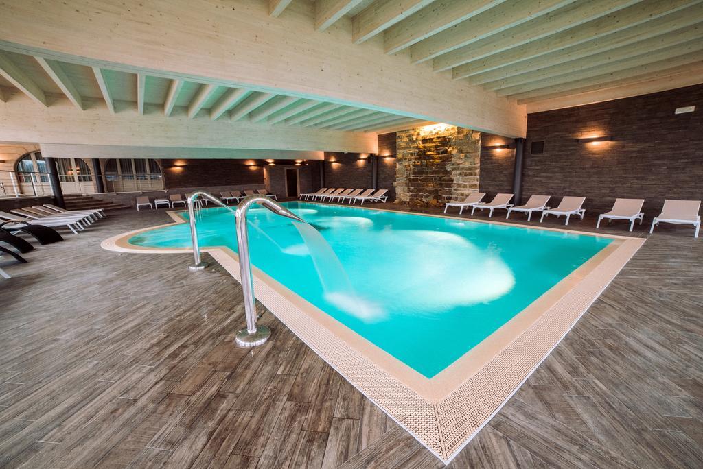 Garda Hotel San Vigilio Golf ポッツォレンゴ エクステリア 写真