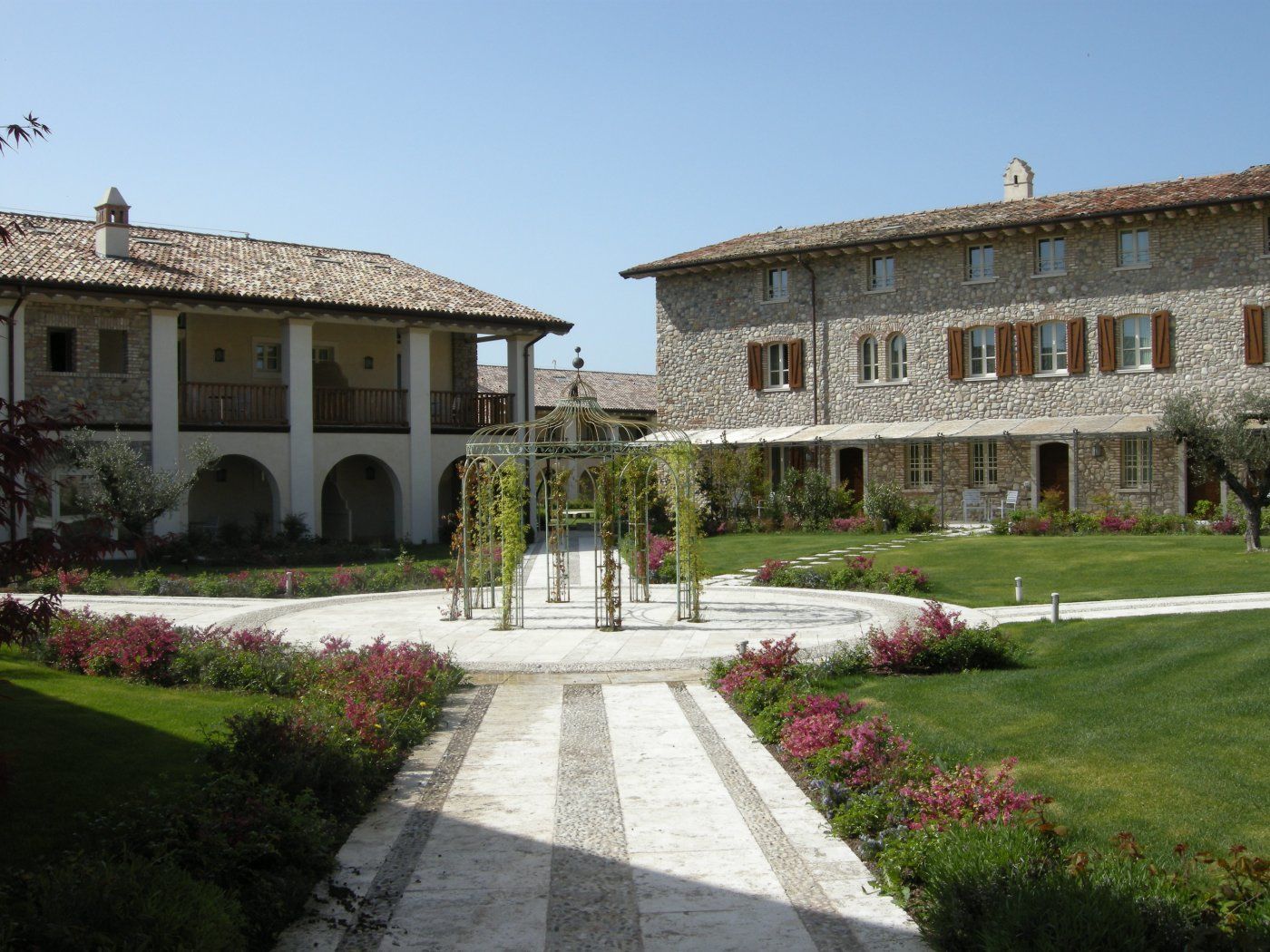 Garda Hotel San Vigilio Golf ポッツォレンゴ エクステリア 写真